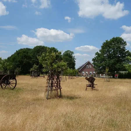 Lenis Kotte Apartman